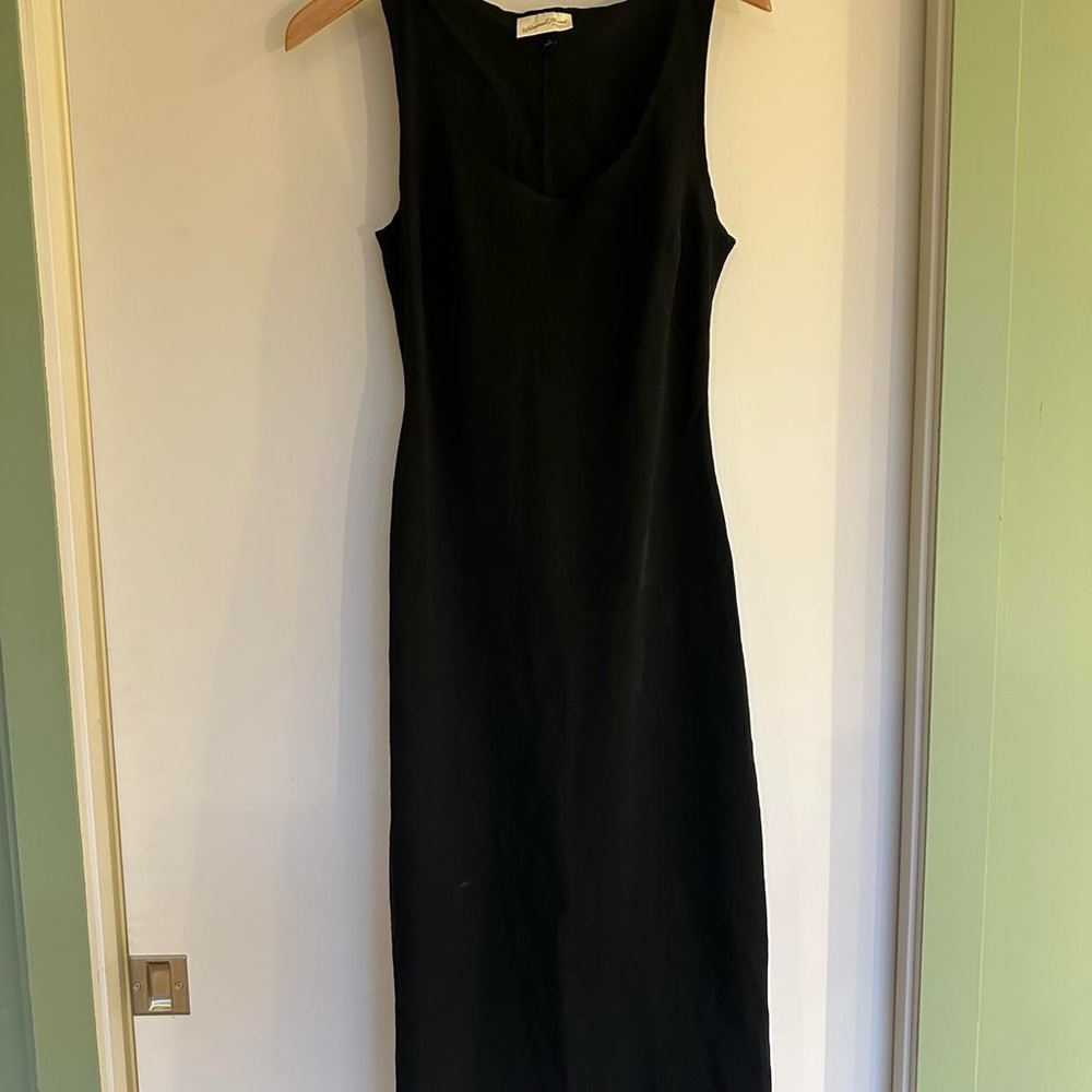Elegant Black Sleeveless Dress